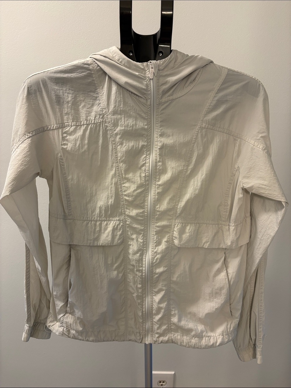 Lululemon Hood Lite Jacket ~ 4 ~ Light Vapor